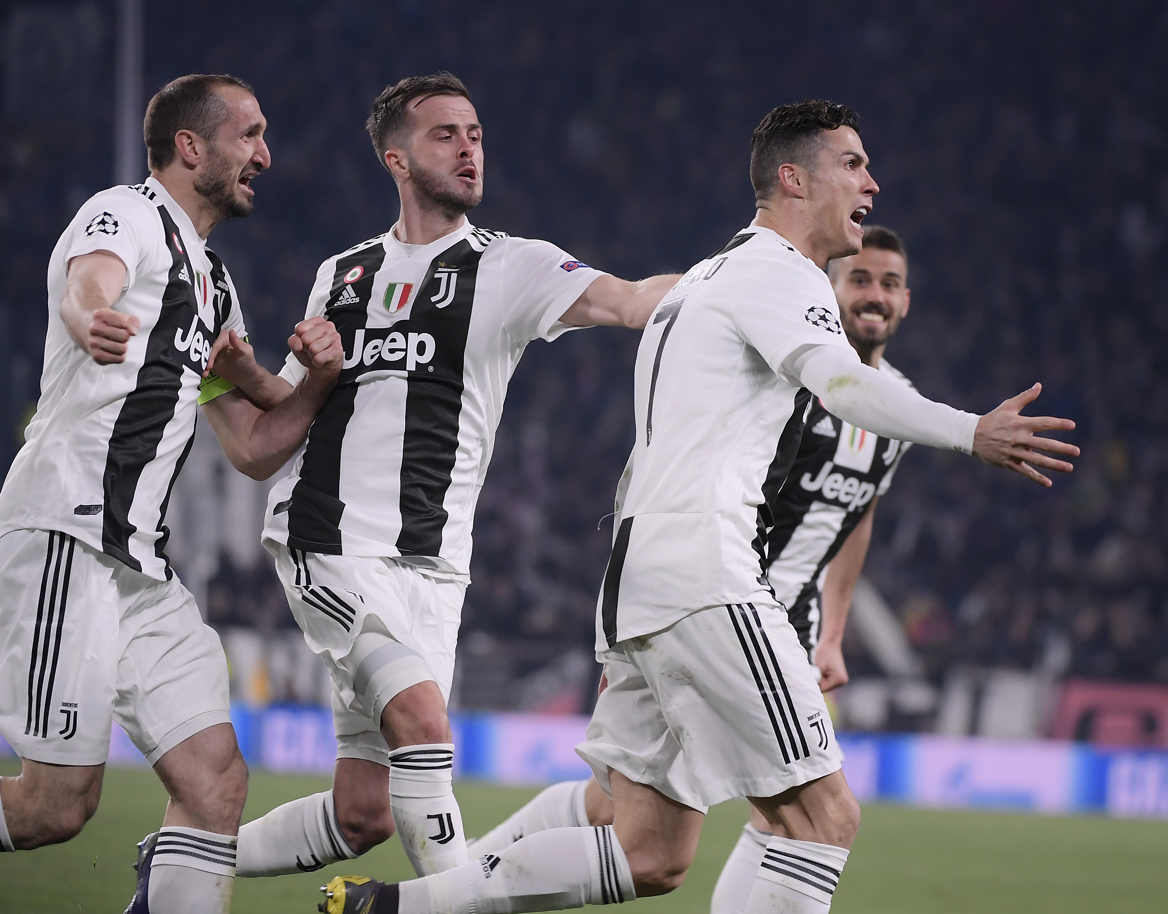 圈层走向更 圈层走向更